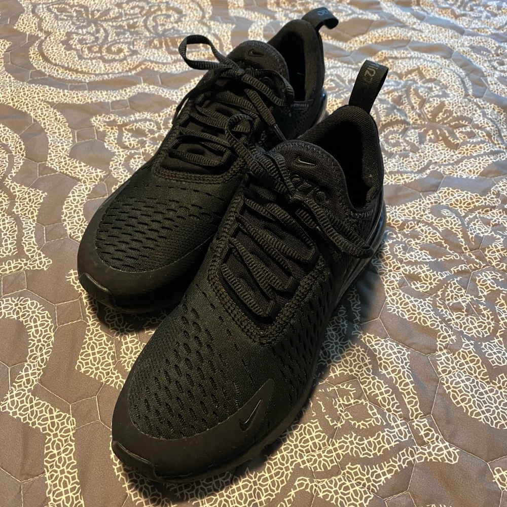 Womens Nike 270